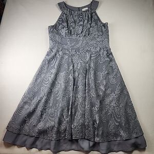 J. Taylor Silver Halter Party Dress Size 14 Floral Lace Shimmer Gathered Waist
